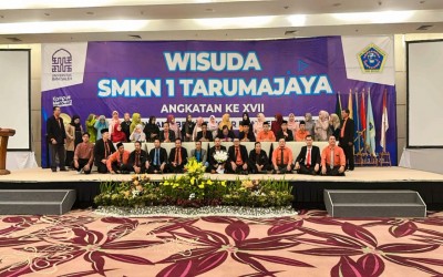 WISUDA SISWA SMK NEGERI 1 TARUMAJAYA ANGKATAN XVII